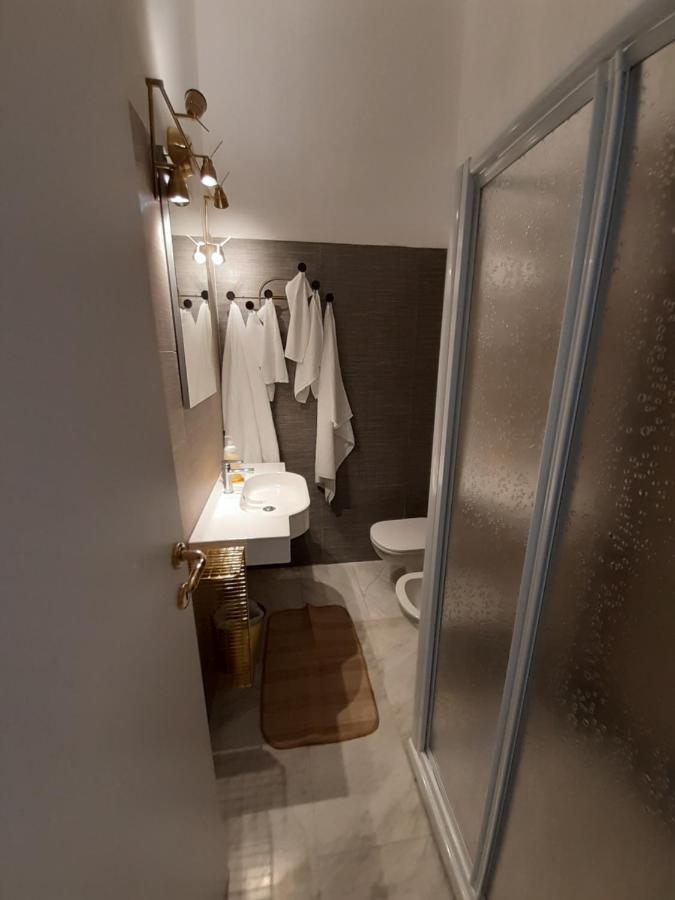 La Gran Dama Bed and Breakfast Roseto Degli Abruzzi Exteriör bild